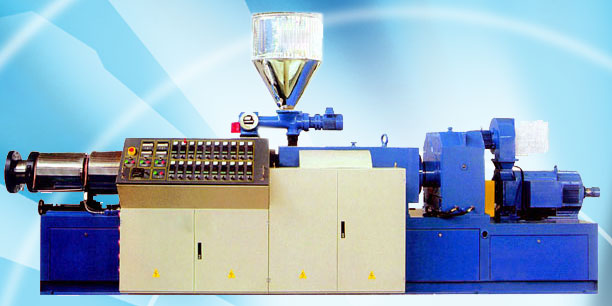 Twin-screw extruder SJZϵFpݗUϔDC 
PI: